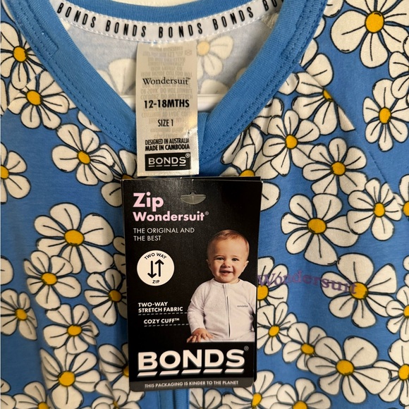 NWT Bonds Zip Wondersuit Size 12-18 Months - Picture 3 of 5
